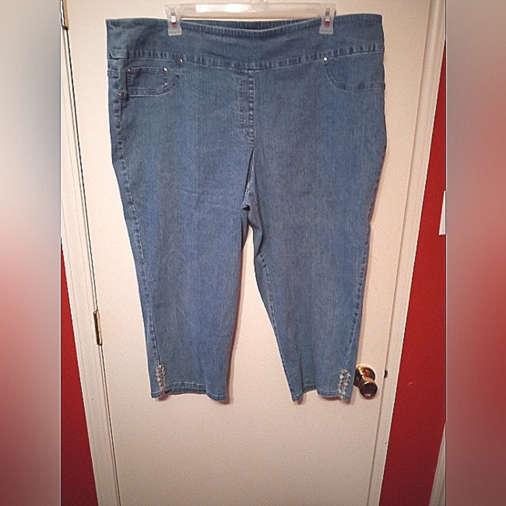 Ruby Rd.  Plus Size Jeans Capri